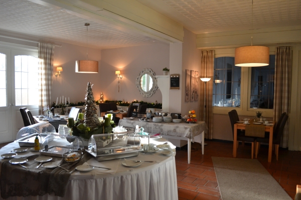 Hotel Zum Dorfbrunnen (Bornheim)